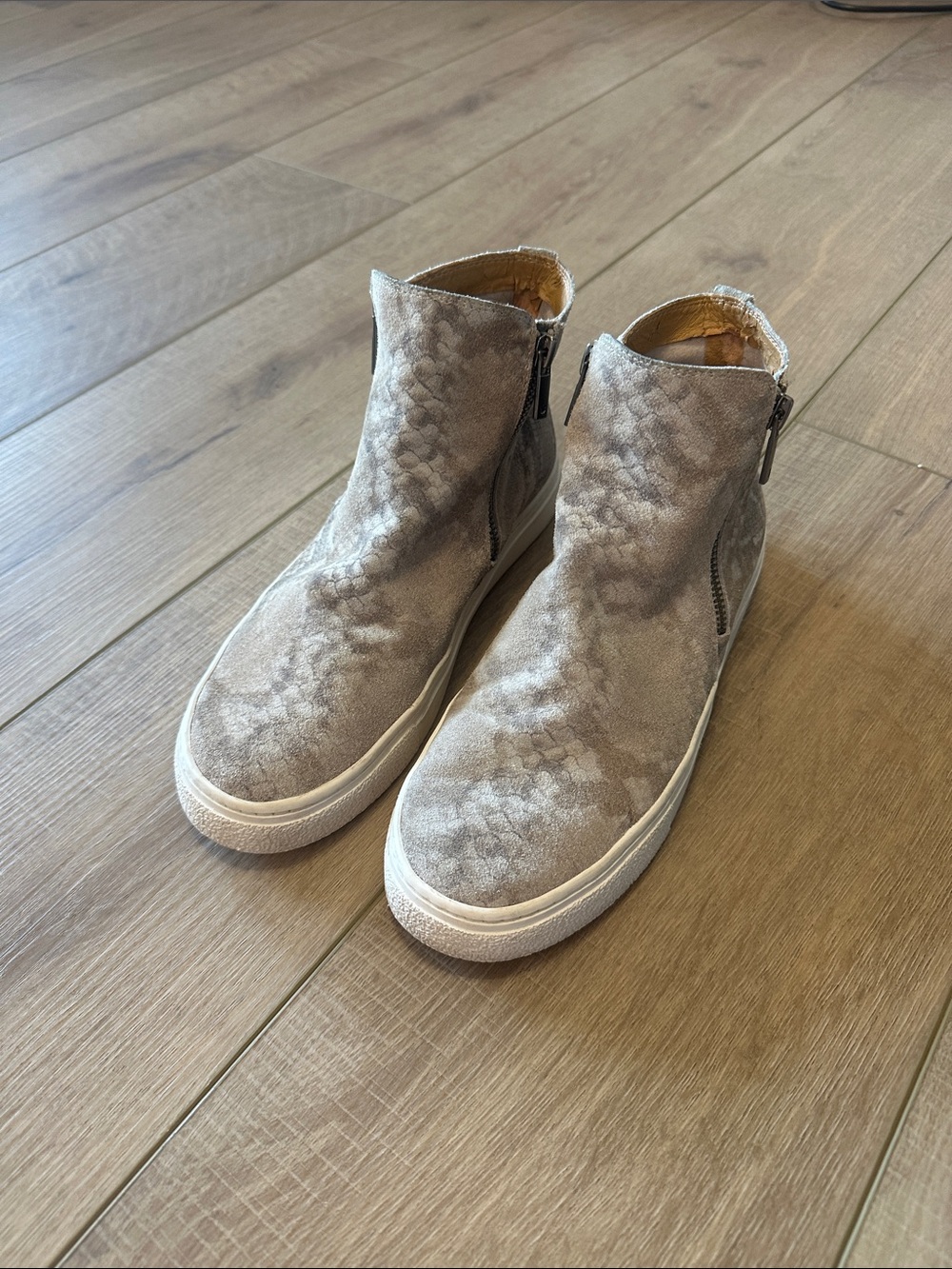 Women's Suede Sneaker Boots